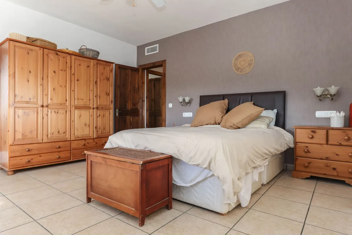 667673a4-c2d9-4903-8b8d-0566ffd1f1f4