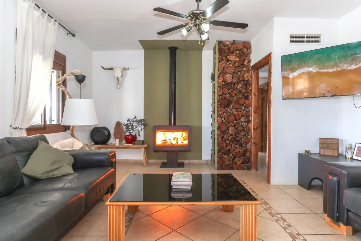 7da97840-a4ec-4005-a519-2a1d2ffb5399