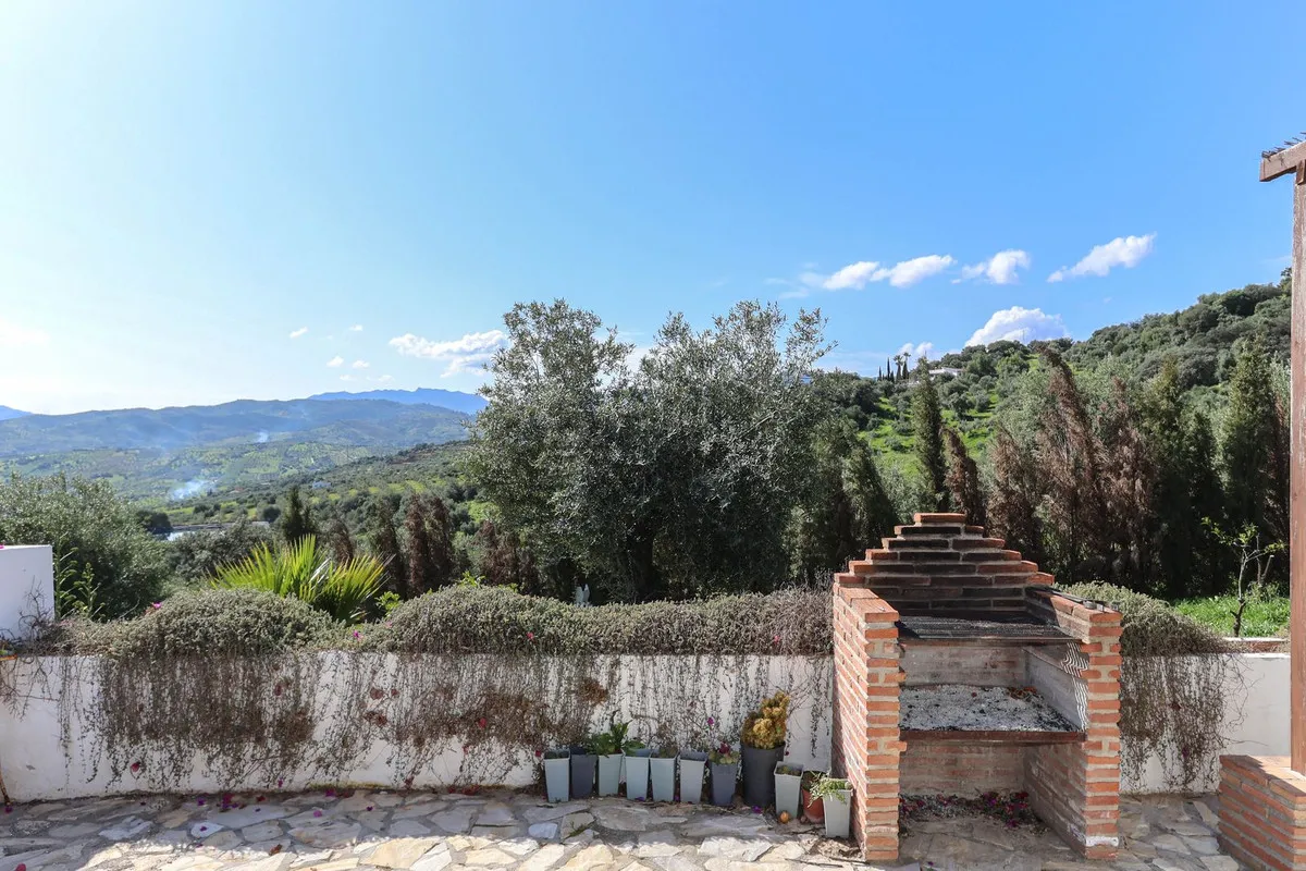 b8c2993a-11aa-4fa7-a443-de58fc8d4dca