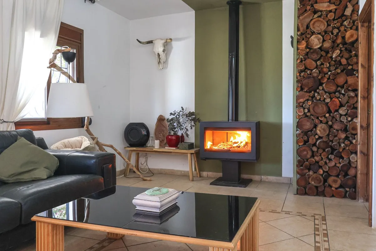 c08999a3-77e8-49c5-9064-0bdc66c3ab26