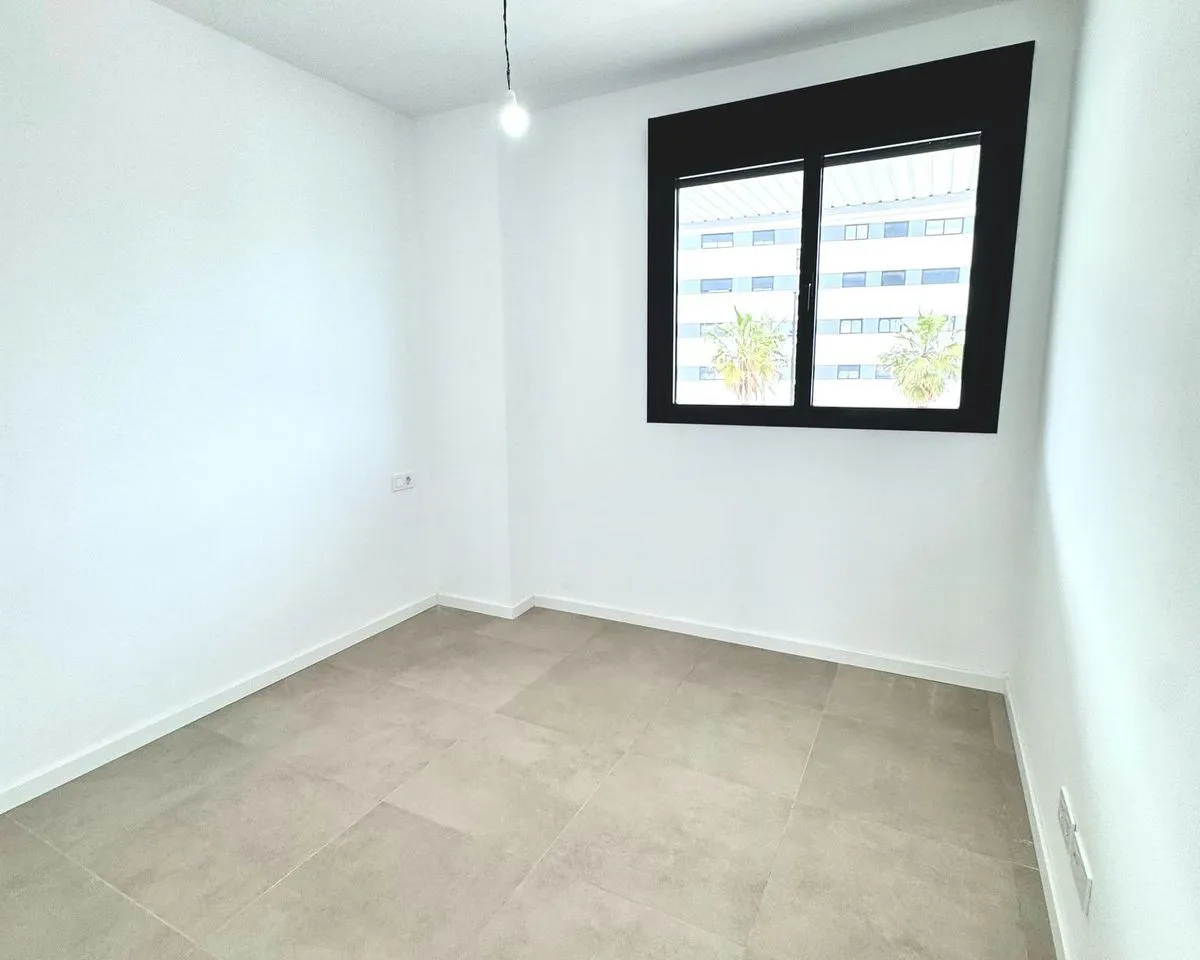 3a33b8ea-02d3-422d-b808-cf57fa9a20af