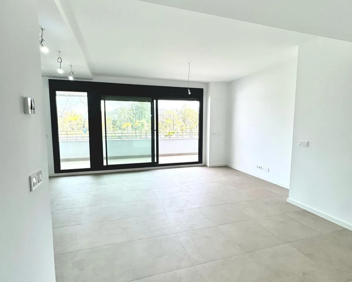 eff8c05e-5538-4d39-9c93-f110ec465e3e