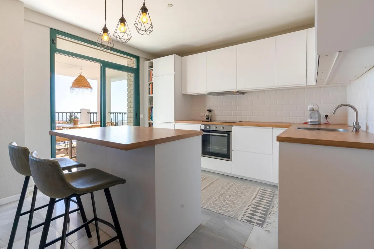 2cc3c58a-79fb-4704-819c-2cbdd082d407