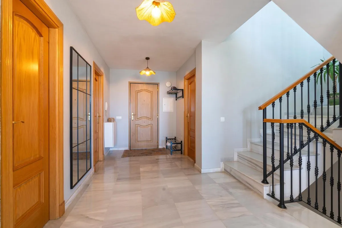 66bb7094-e66d-47f1-af02-1a0f4484089d