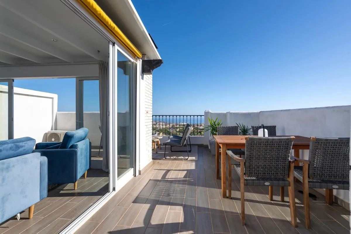 ef51586a-1159-4a2e-af7a-d5515f5d04ef