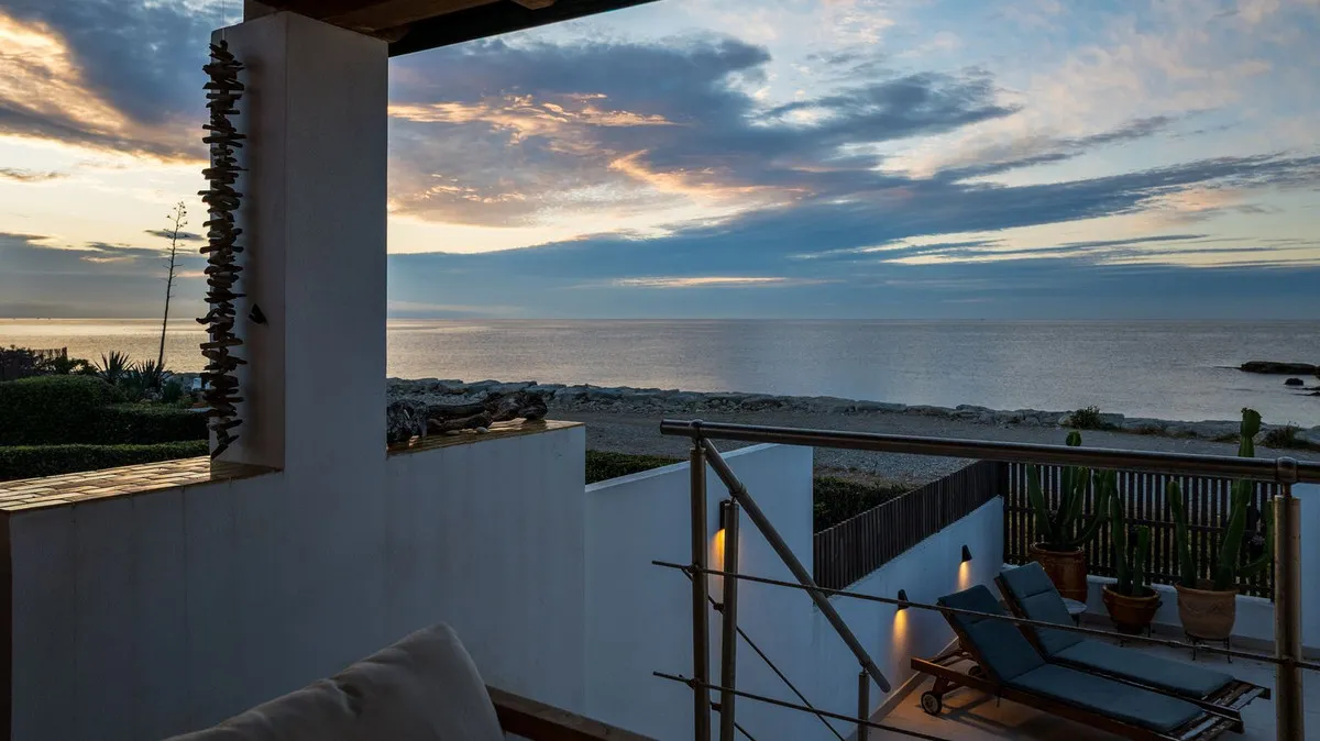 6a3c2e90-6fc6-4768-b86b-4ef68c40ad33