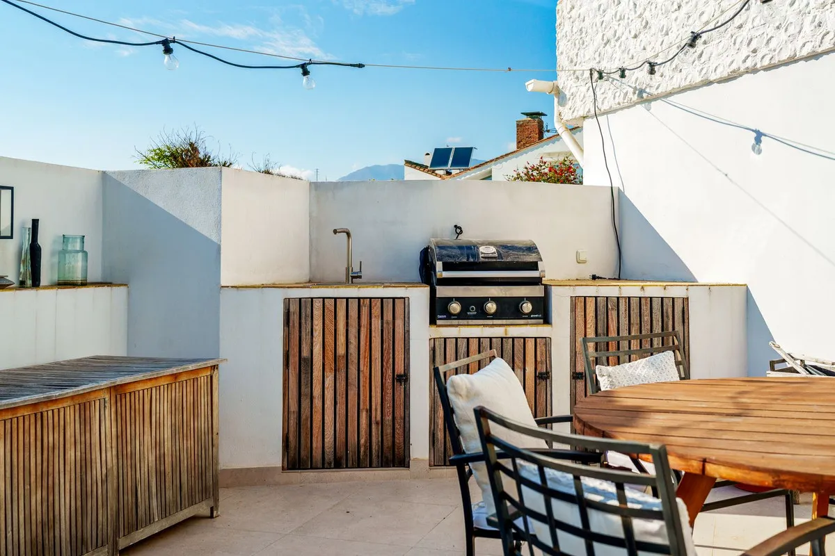 8d7fa3a9-0f0e-47c4-ad27-31b4f5fa3ee6