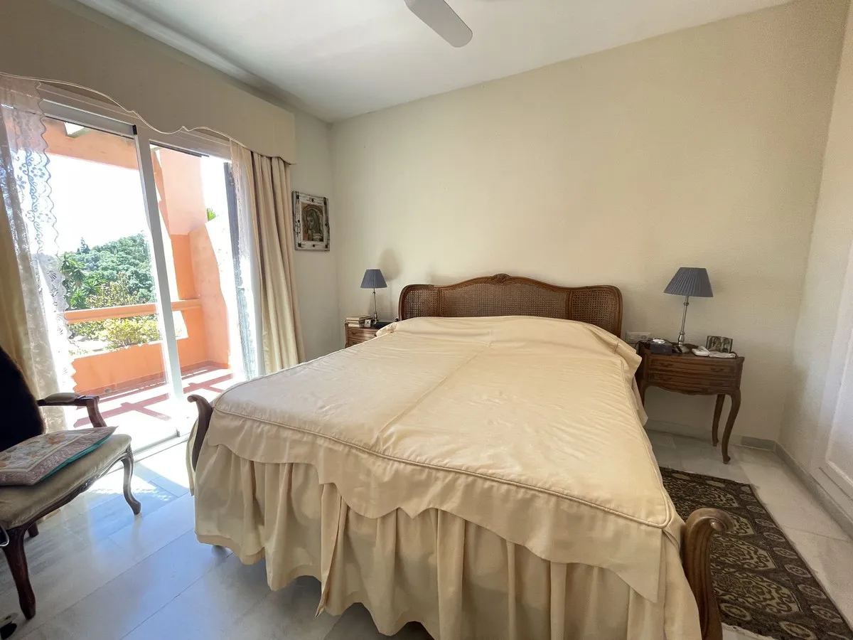 7f3362a9-0562-41fe-9059-518e66e38779