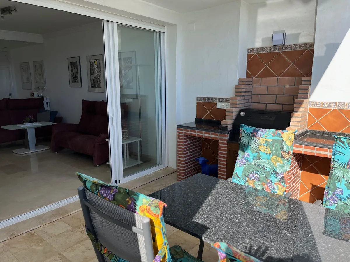 130af885-16d3-4730-a002-6f4bd2957060