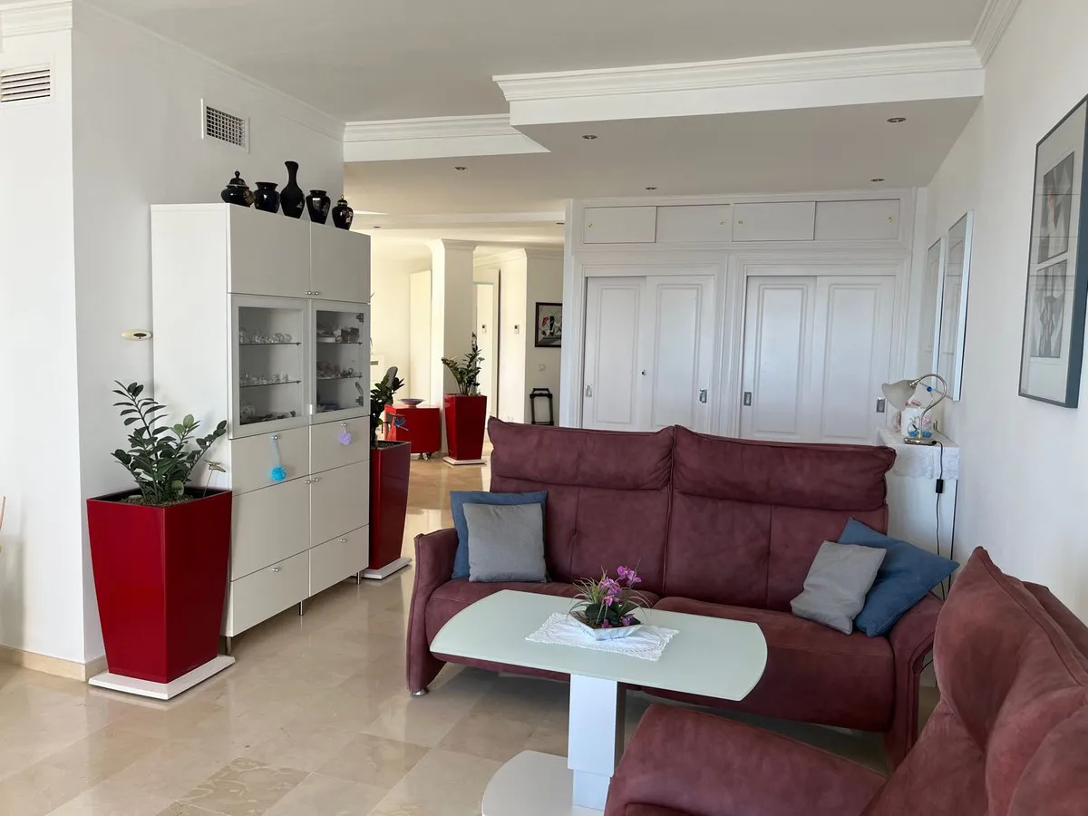 4e10a529-4478-4682-883f-d09045447872