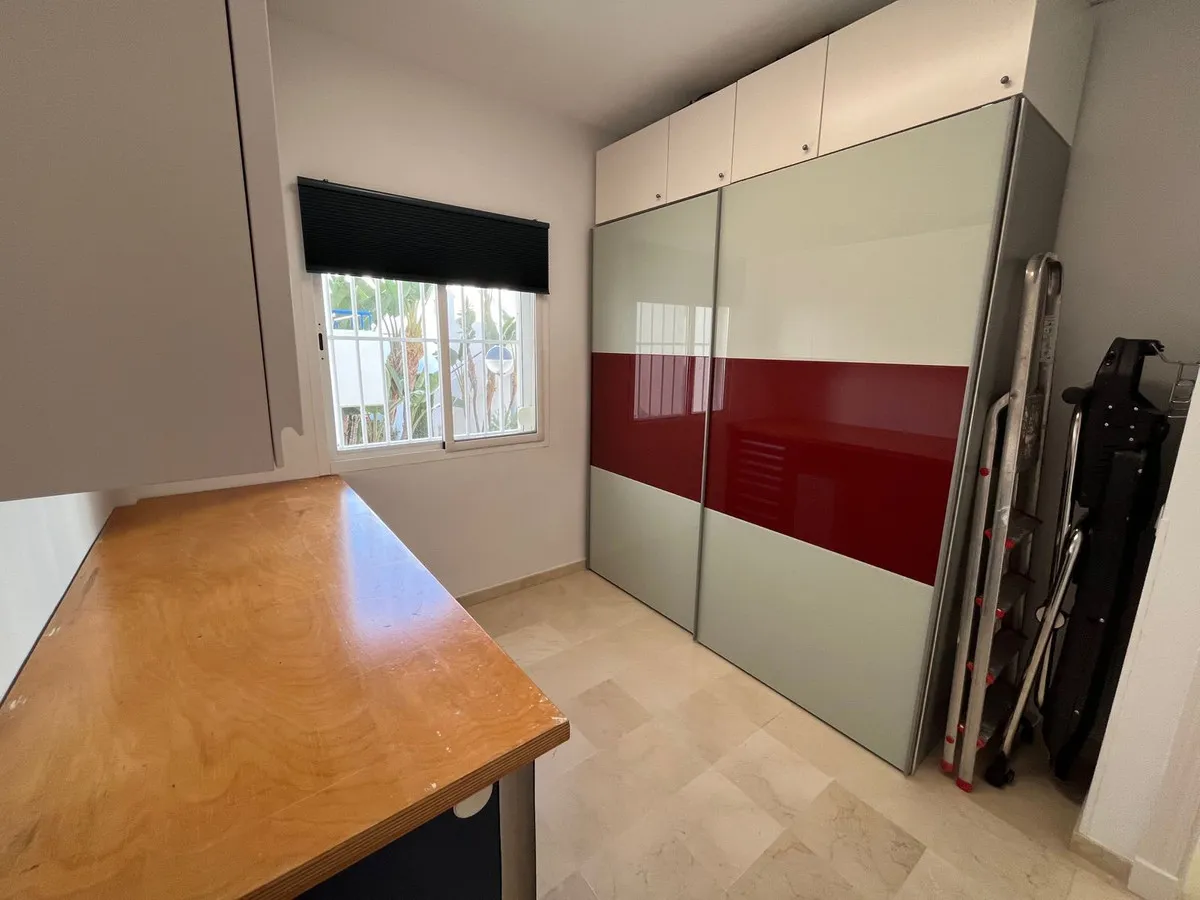 6596bf55-b88f-4c4a-a0d3-aede1c5dbf5e