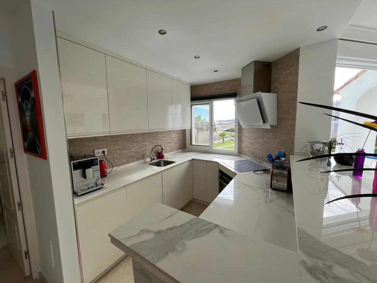 85eaed76-dcd0-480d-959c-8b3e016c4ab0