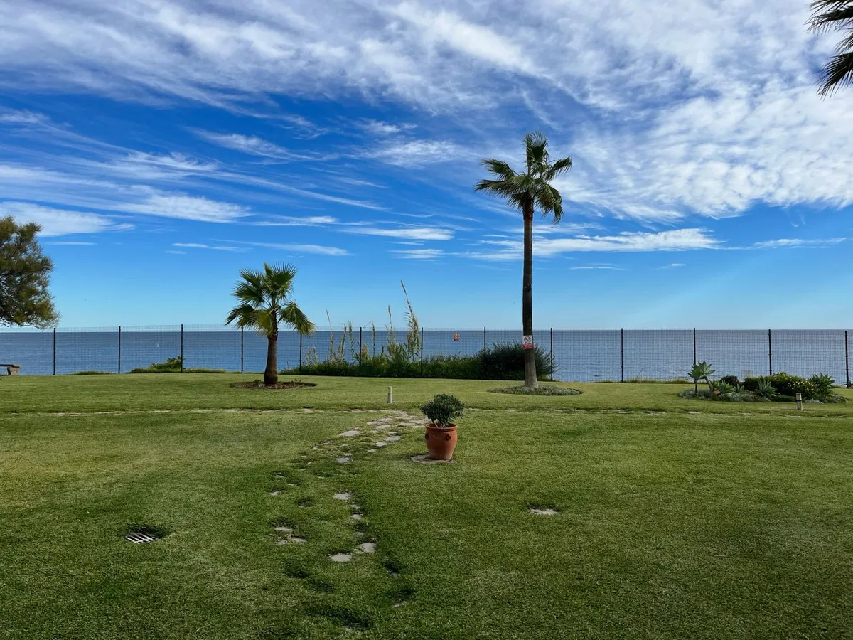 8e47689b-984f-42e6-9804-a921e8072dea