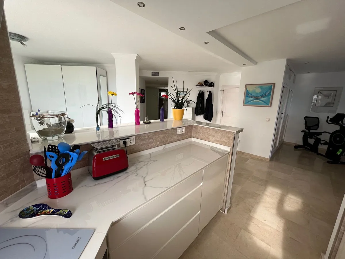 9a667951-36cd-4212-828f-bd8aaa2d12dd