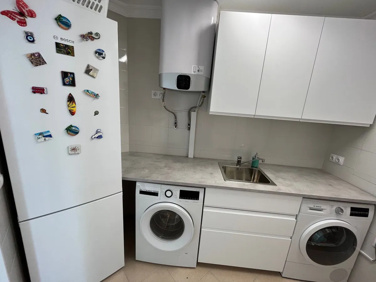 d350d8d2-9870-4cb0-aa0c-e2ba04c10453