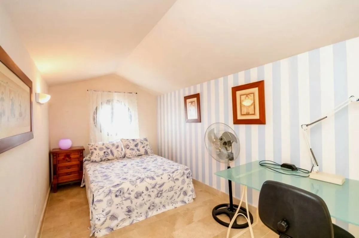 454541b1-c05a-459c-a4a6-71fe8132f586