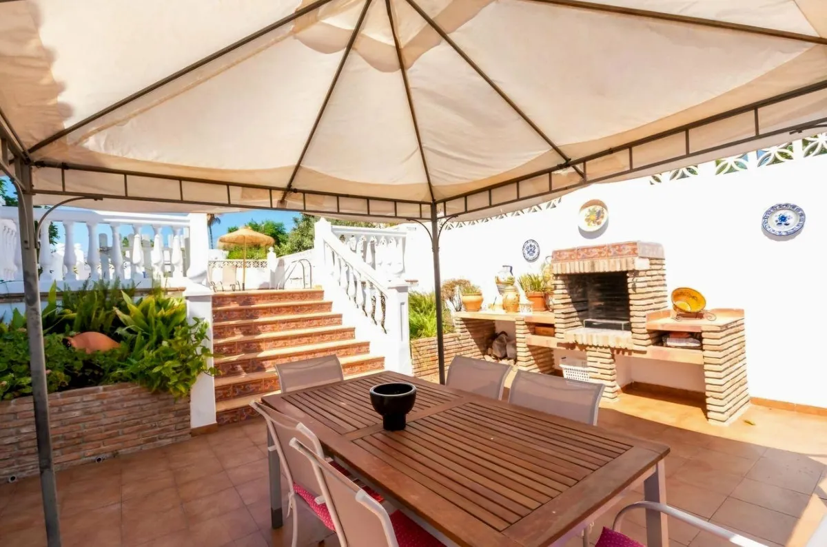 e573beb1-7b65-475e-a3e6-a6190d8c9e08