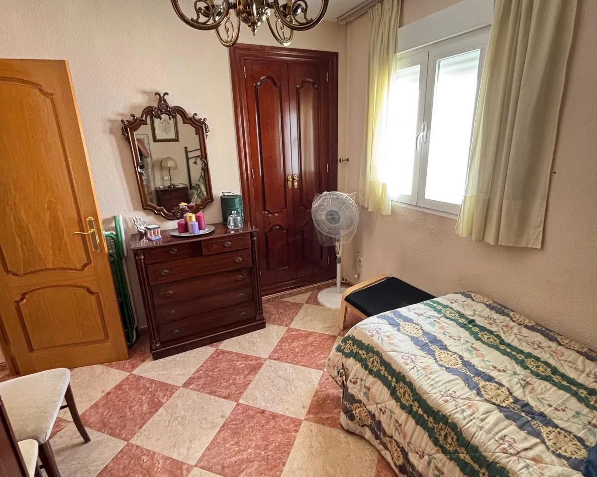 e0a1e647-a6b9-49ca-8902-2527a2b34cfa