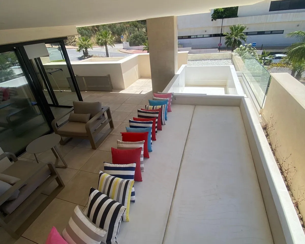 282f36ed-800c-47c5-b277-afcc39761de2