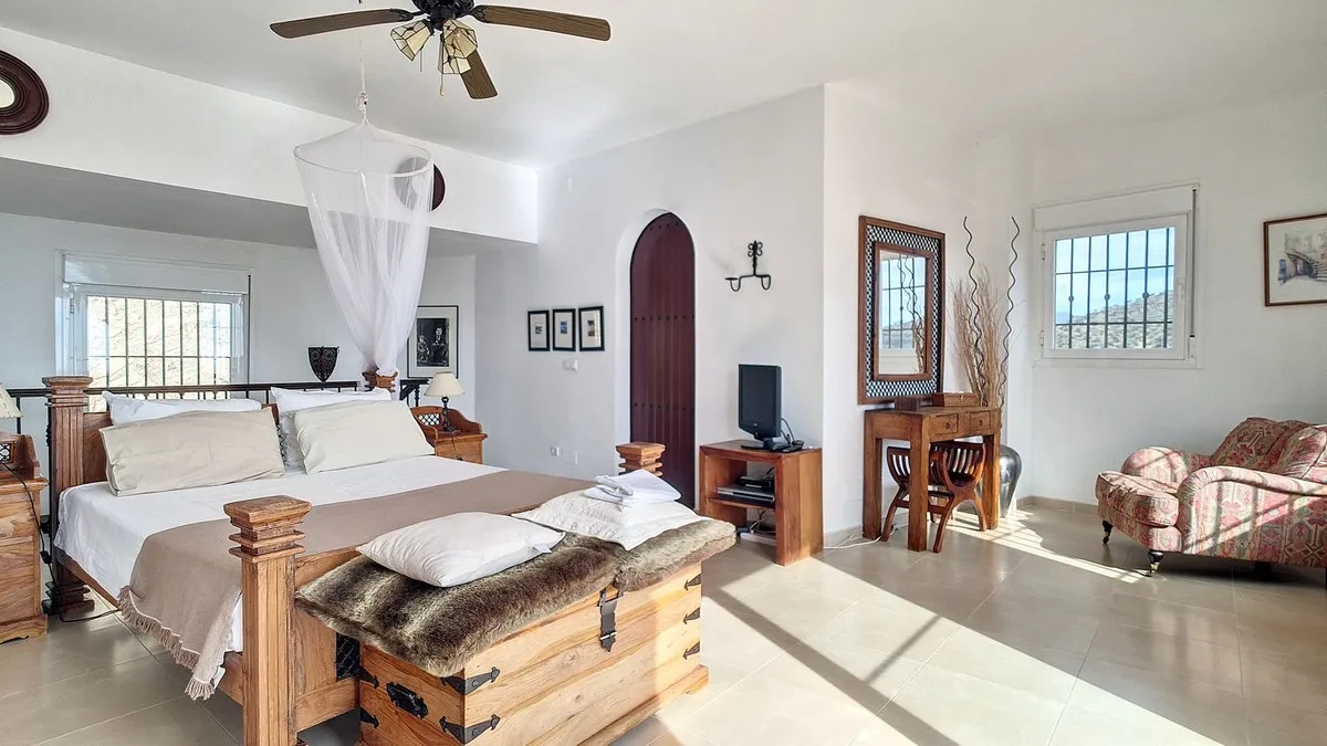 366f2032-90f0-4835-930e-07ecb2f32eae