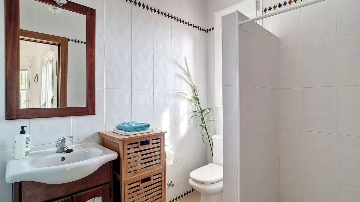 38f1638c-c8e8-4fae-8a3a-6ccb46281562