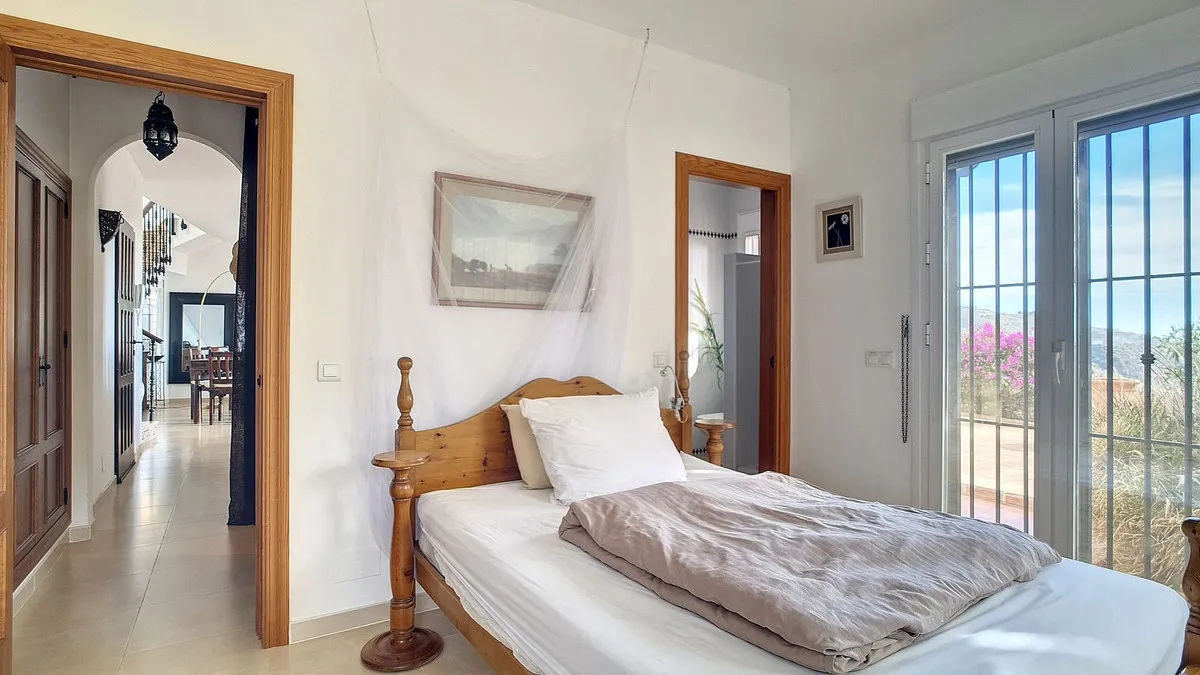 fbf9aa3f-06ad-4029-9b17-ce7765e9fbf5