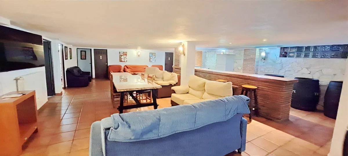 2d669b19-7ad8-451d-8d23-8660aeffe37c