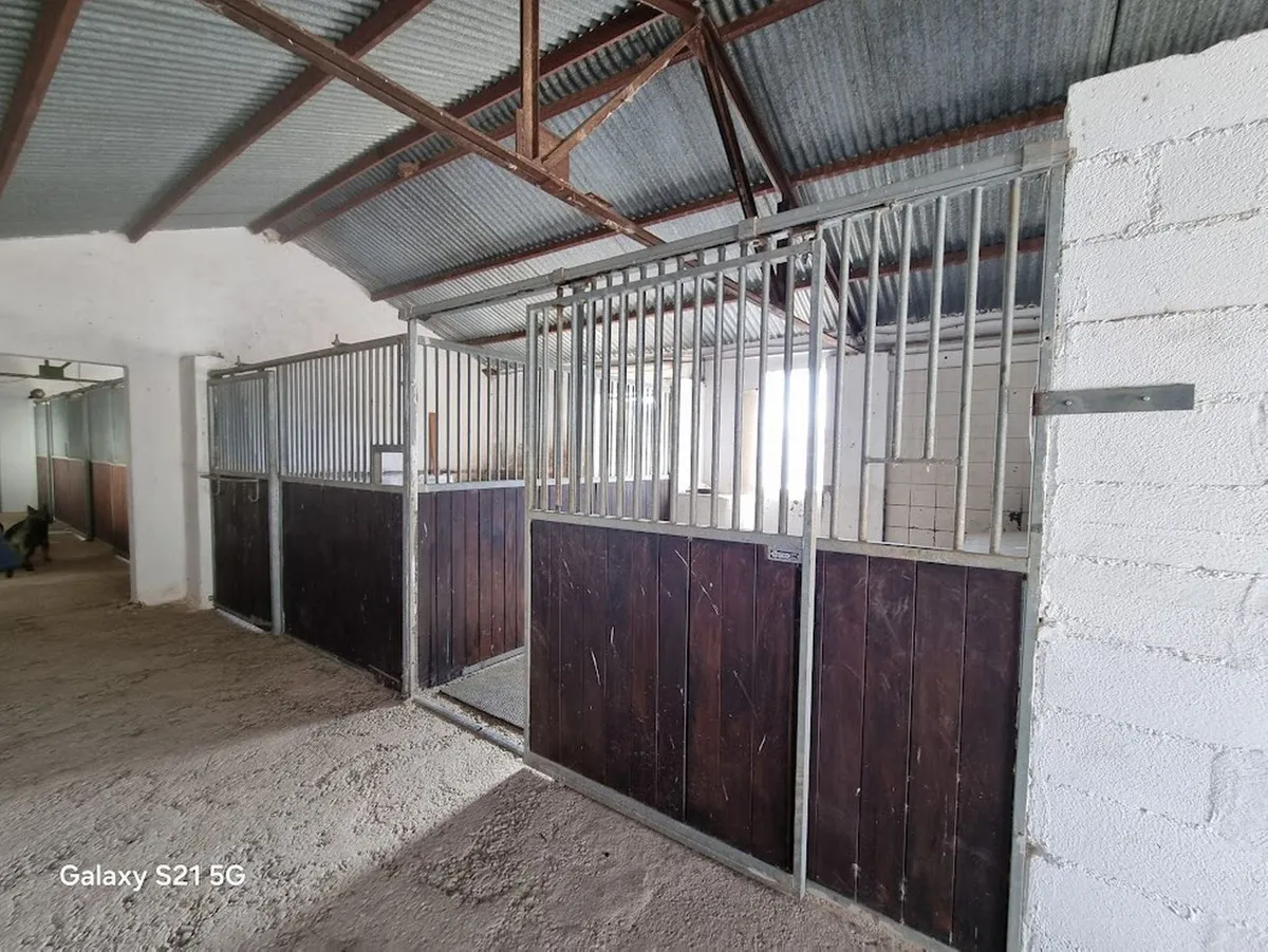 799c9f71-b7ab-4021-9d0e-c23180910ea2