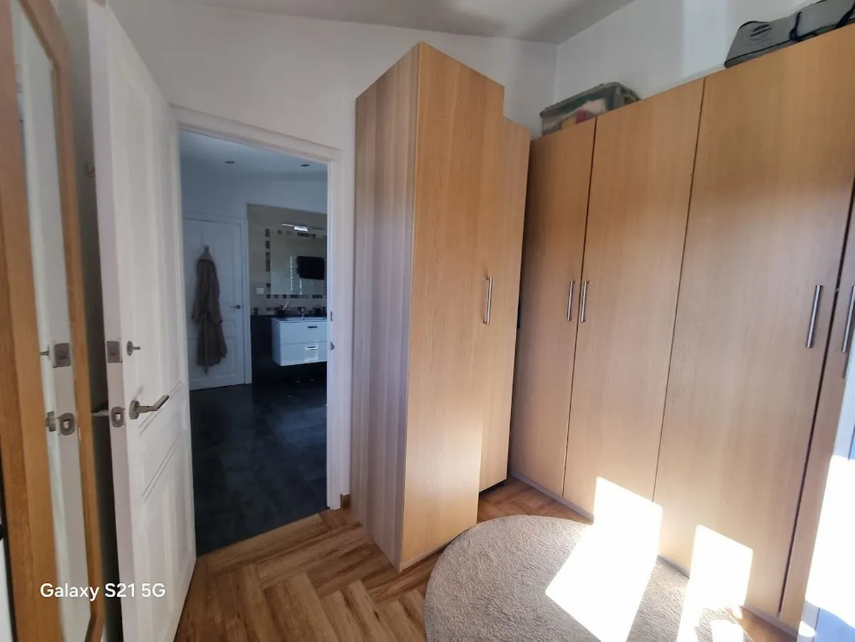 e807db04-f3ec-4de0-bbe3-fb3a9af49d26