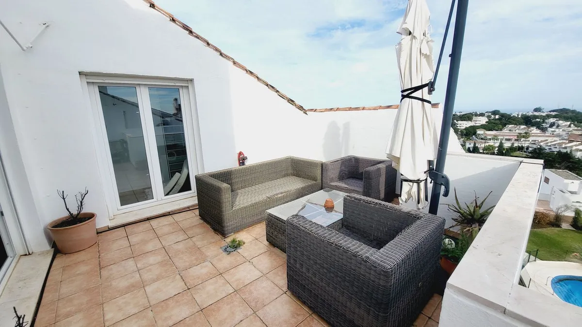 fc68d6fd-d356-4e1b-9f37-e97528179aa6