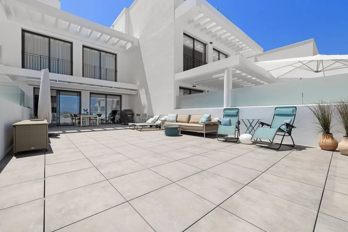 2c67e131-4e47-4483-b066-c965e5fbf001