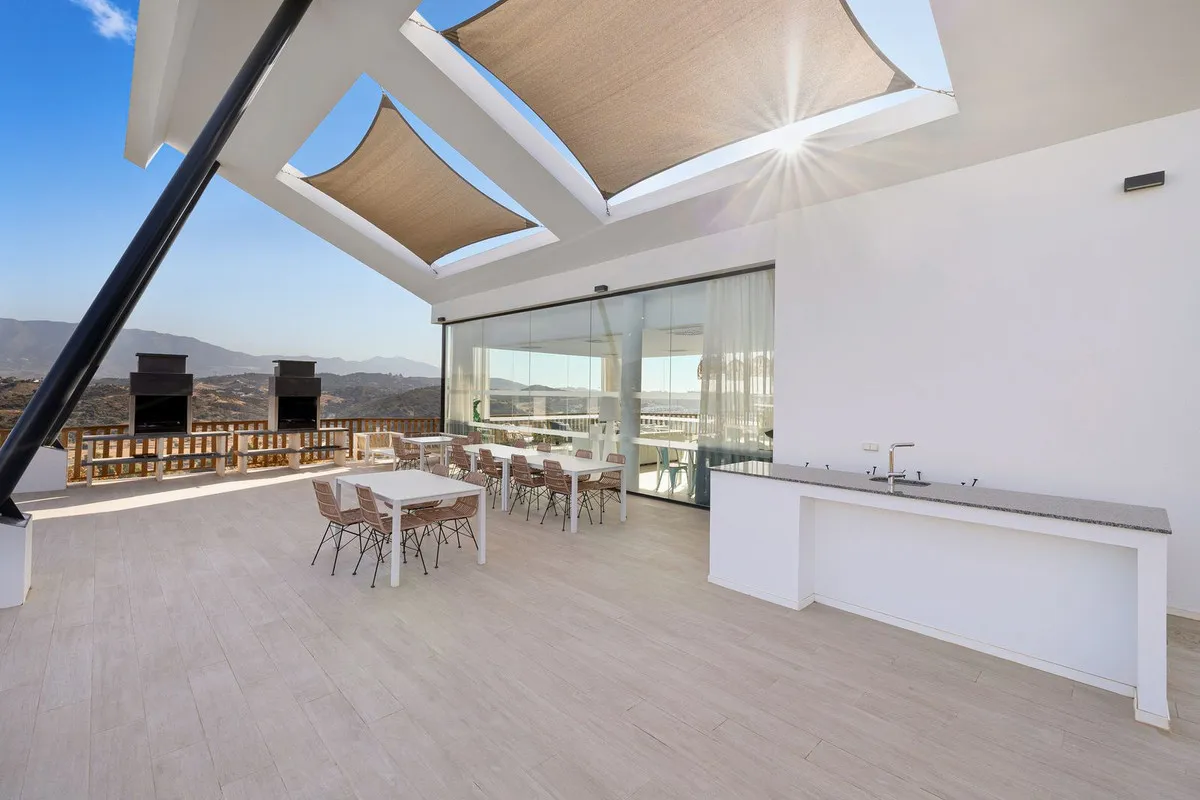 e59e3ca7-d00b-4940-867f-008d98b0510f