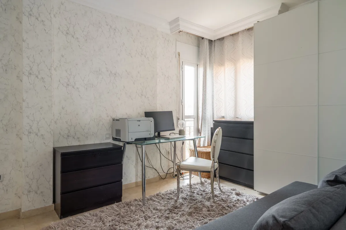 7e35a2c8-6a27-4c4c-b204-03723bb002d3