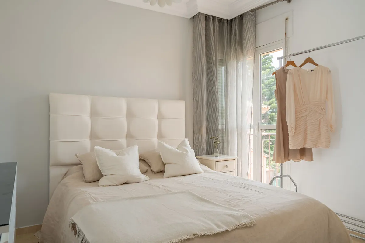 a6e17fd2-e8c4-413e-9fe9-13a823712fe2