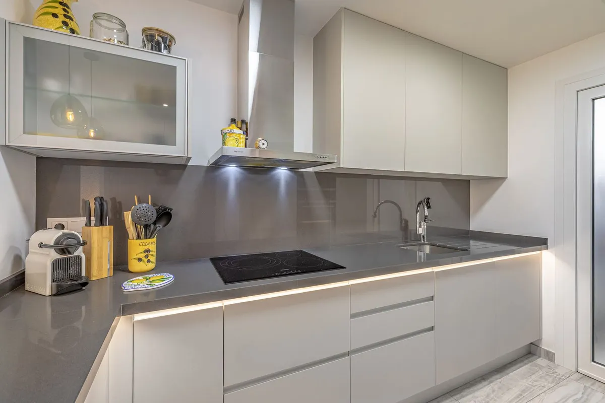 4b435ce7-5566-4acc-af6b-f52240d38a84