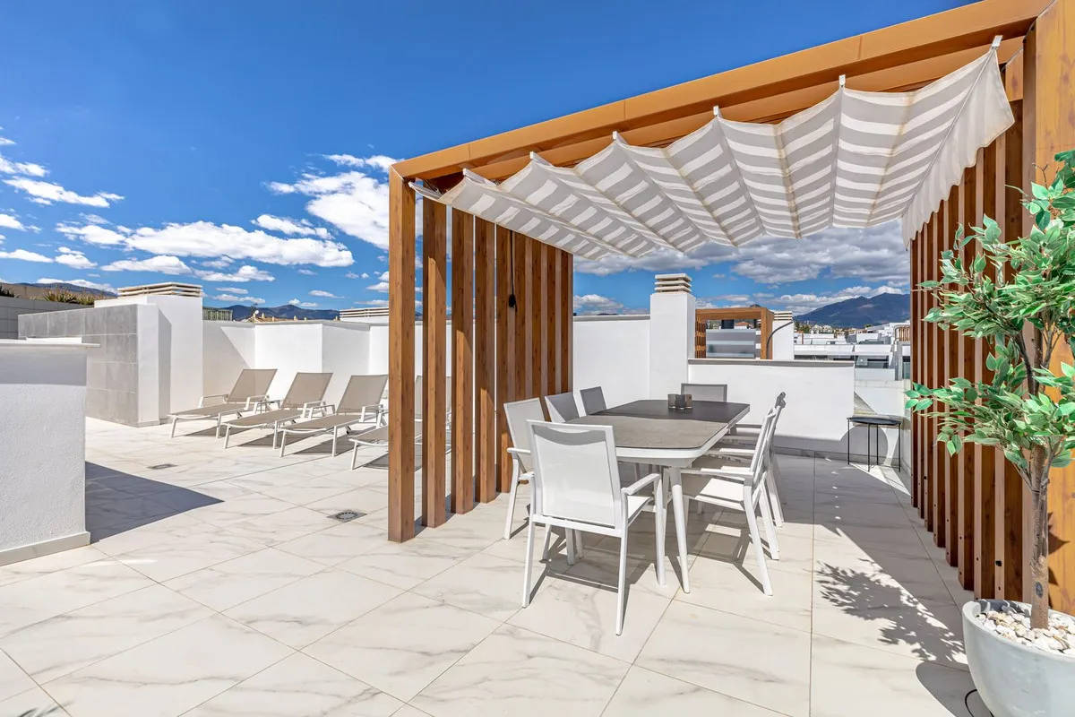 ed0e333e-6532-426b-a907-569bb713b003