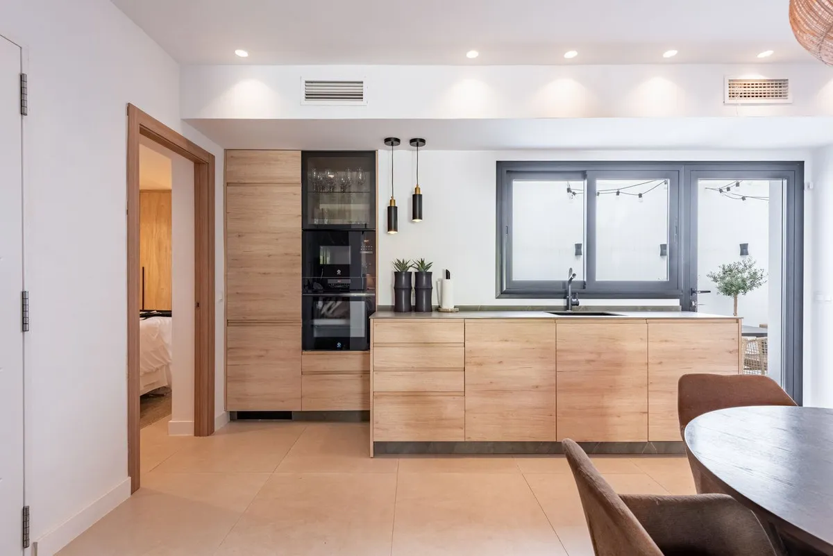 b05ee9eb-ab5b-4674-9b40-d7cb7b4440a8