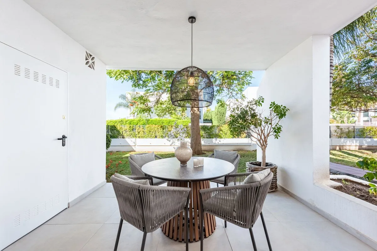 fb8204f9-a931-49e2-9b3f-04abeaa2c0e2