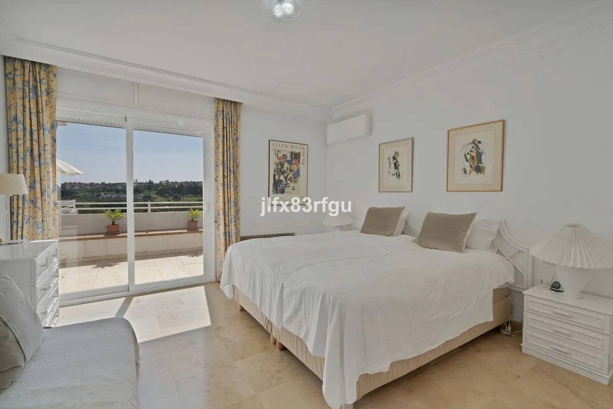 5e887545-1000-4b70-a2a8-c48106d0d4ed