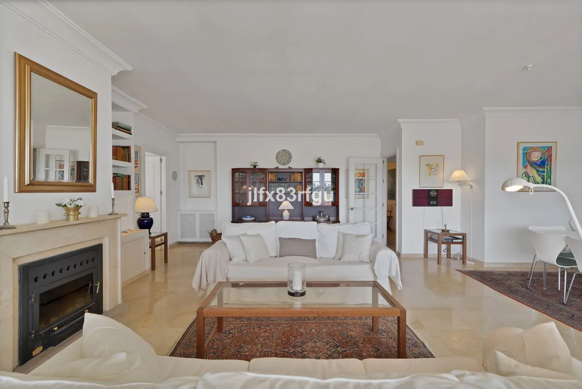 d7fa2ebc-0fc5-4218-aa53-c25643d54ecd