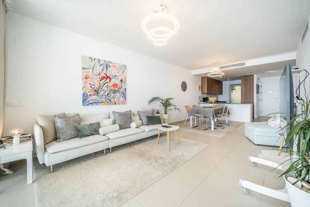 220dc811-c967-444e-a282-1cde4bcf839d