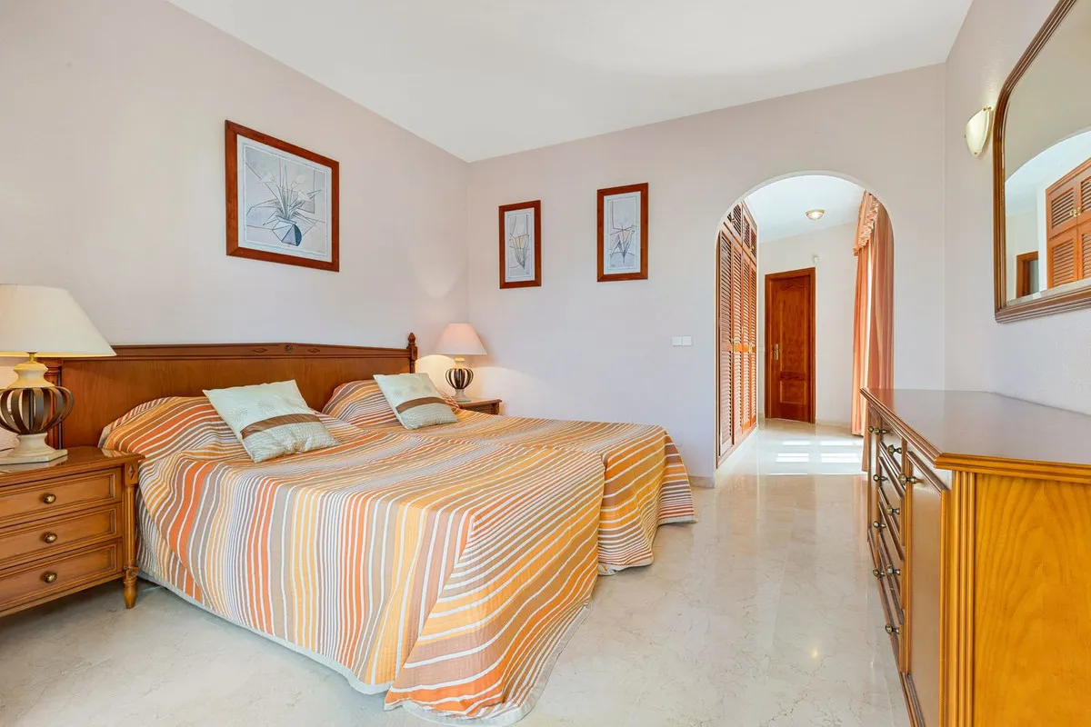 83140cf8-e47a-4dff-b6e0-dd6178effe0c