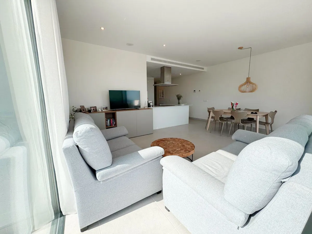 349c8aee-2343-4bc8-9bf6-05ac92ea1952