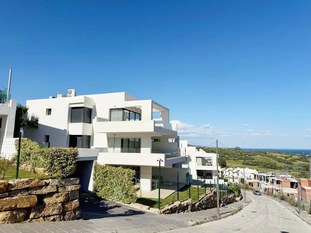 47c330ff-2e9f-4ce2-867d-a0e6feda44a4