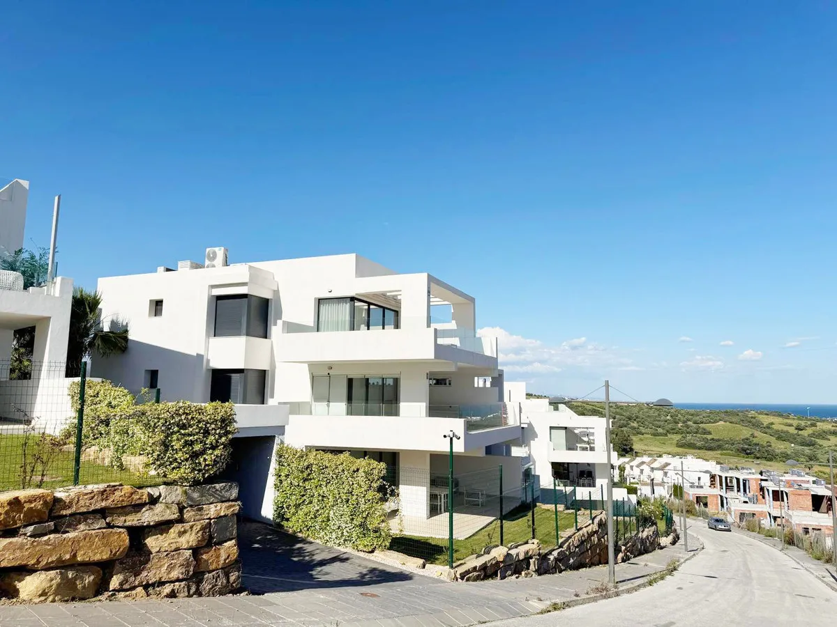 b5449702-c13c-46cb-b0a3-4010186d180d