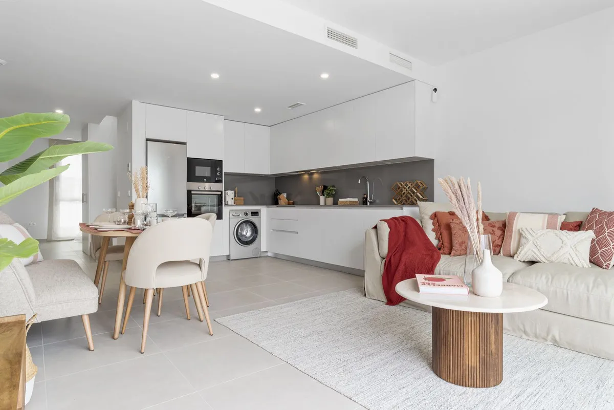 1da22ecc-0359-47cb-83ae-68f67b29f657