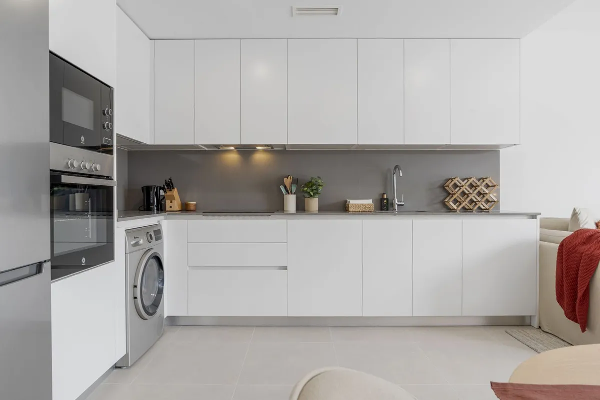 86ad463a-9763-4c69-b593-be13178e37ac