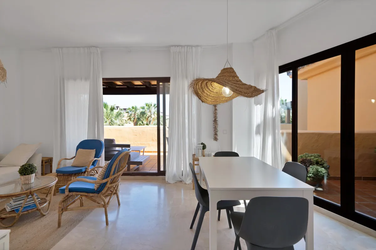 1cab633e-fa13-484d-b95a-d02dad20aa65