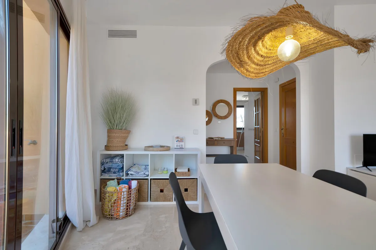 4a45dc8a-f421-4fa4-80be-43de244ec411