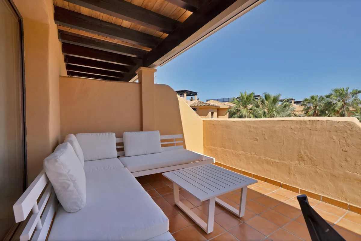 a6dc6a6e-8f7f-4df7-a305-b4e476d33edd